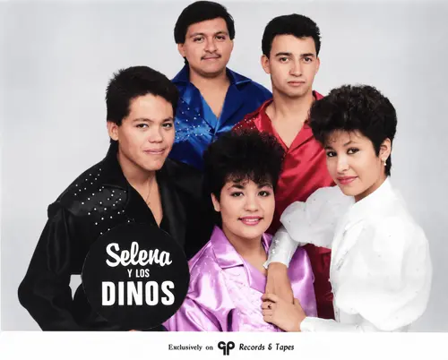 Selena y Los Dinos