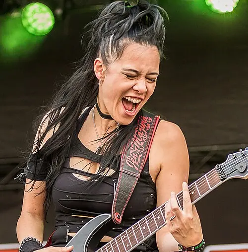 Jen Majura