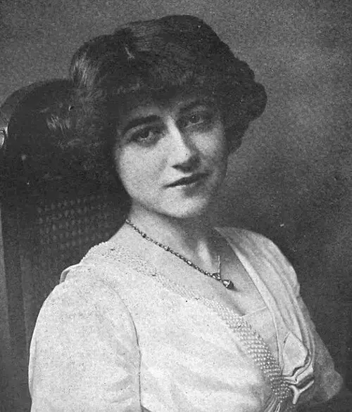 Yvonne Arnaud