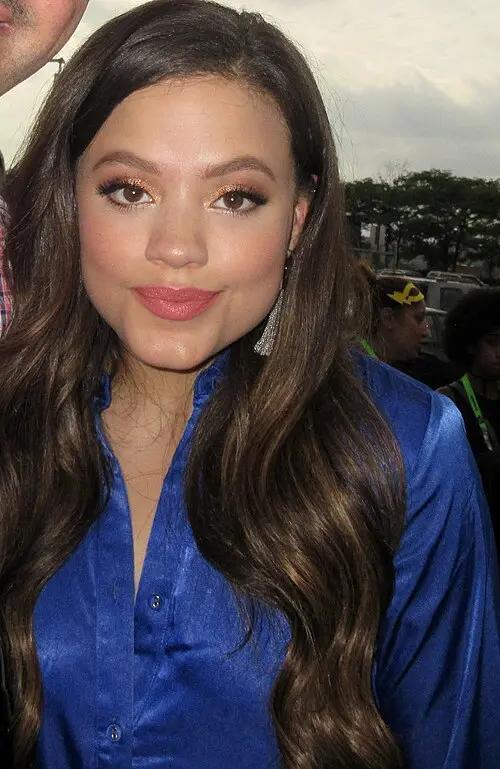 Sarah Jeffrey