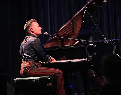 Joe Stilgoe