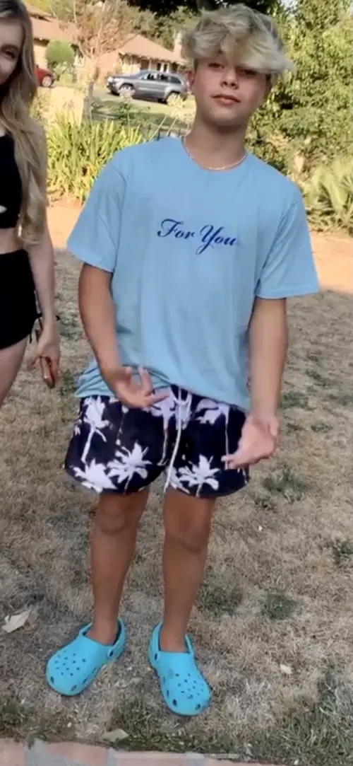 Gavin Magnus