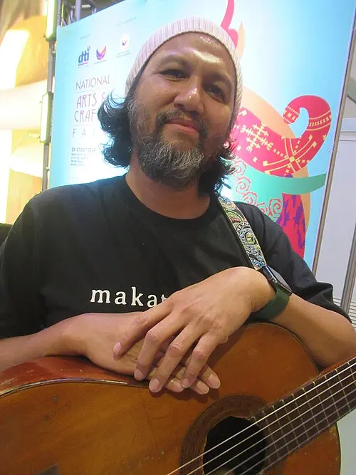 Johnoy Danao
