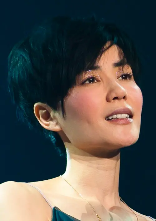 王菲