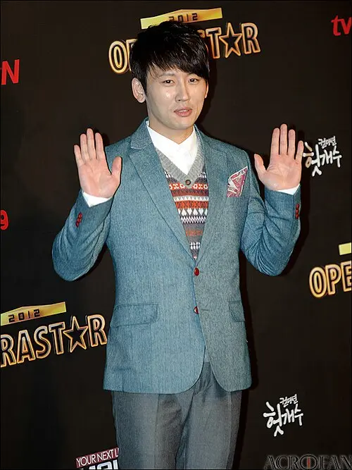 박지헌