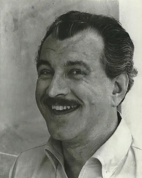 Louis Zorich