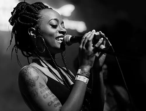 Kari Faux