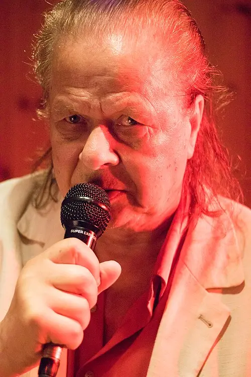 Eero Aven