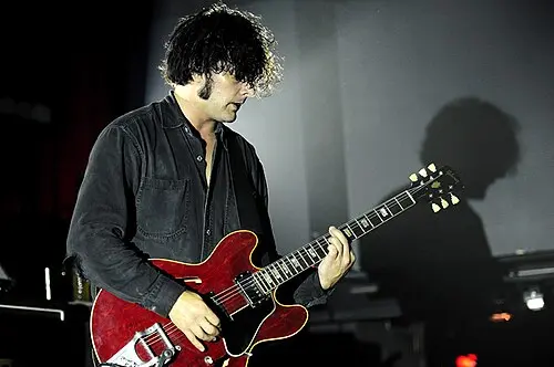 Peter Hayes