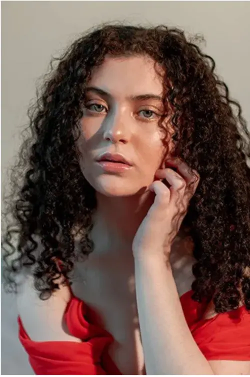 Lilla Crawford