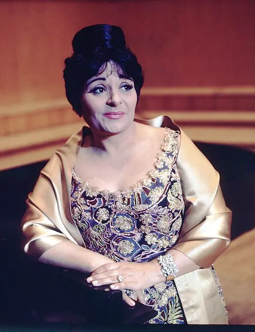 Victoria de los Ángeles