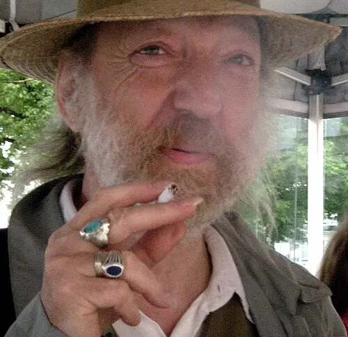 Roland Neuwirth
