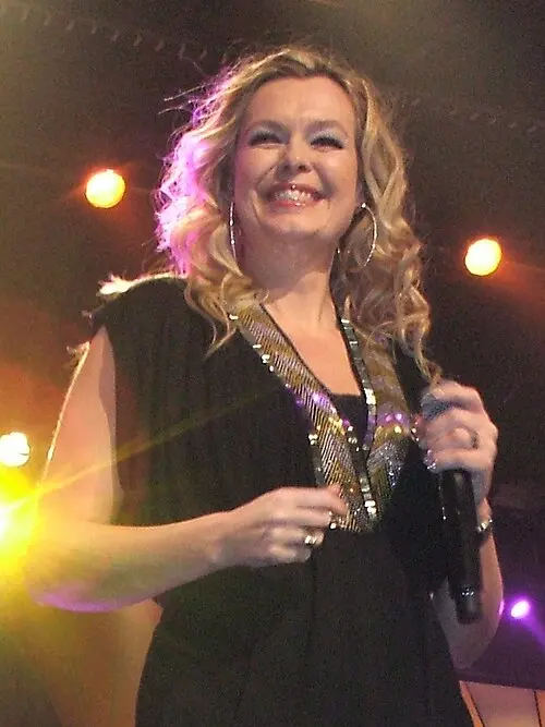 Esther Hart