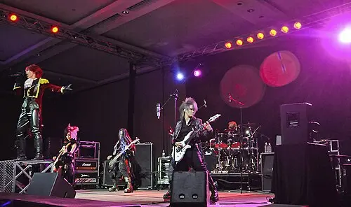 exist†trace