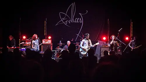 Knifeworld