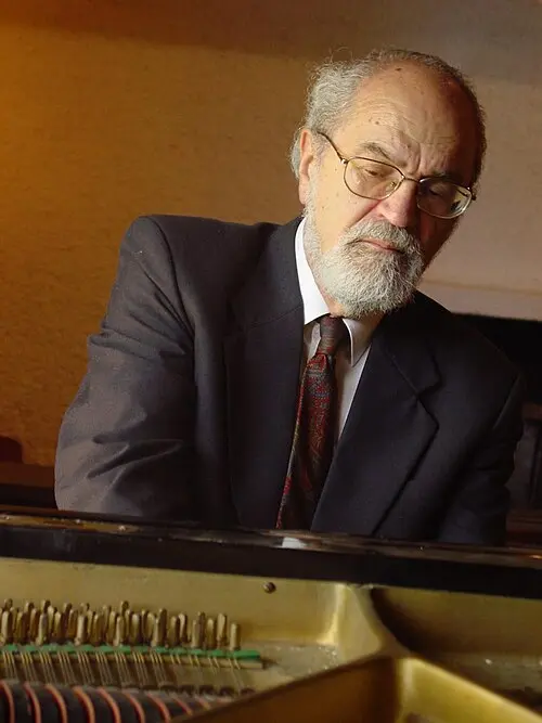 Roger Kamien