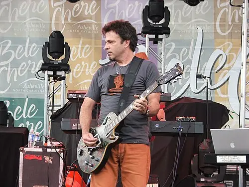 Johnny Hickman