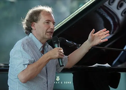 Stefan Mickisch