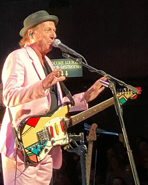 Adrian Belew