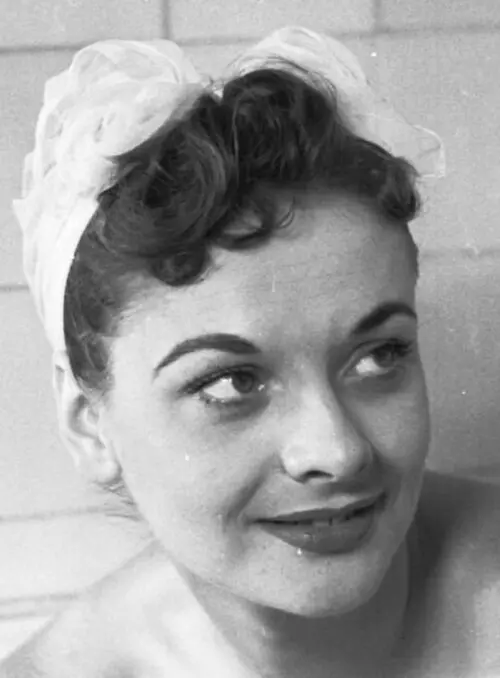 Jacqueline Hill