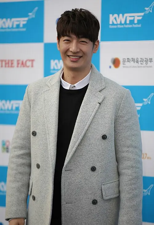 손호영
