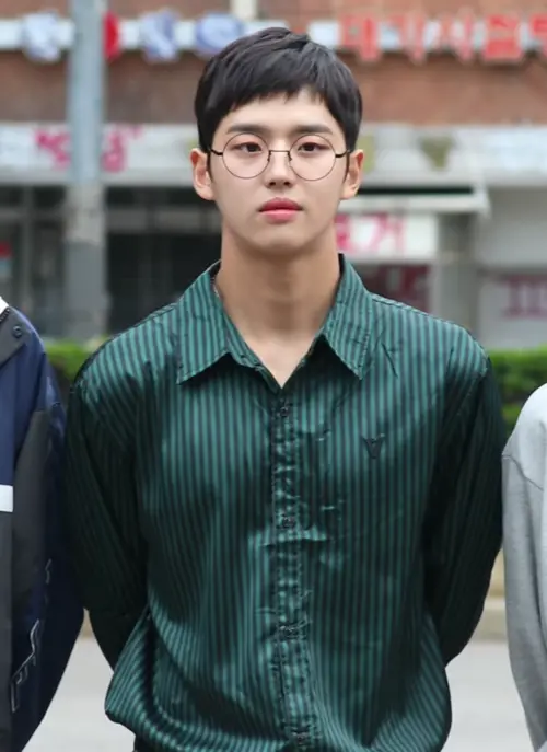 홍석