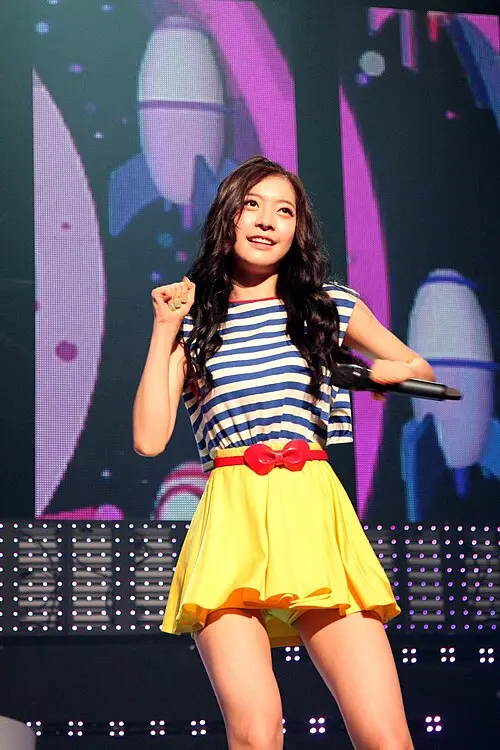 아영
