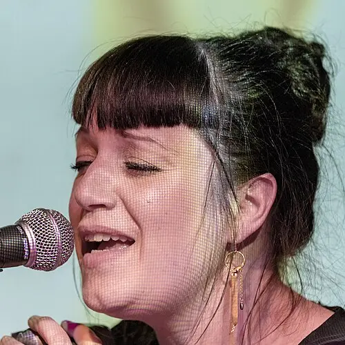 Esther Lybeert
