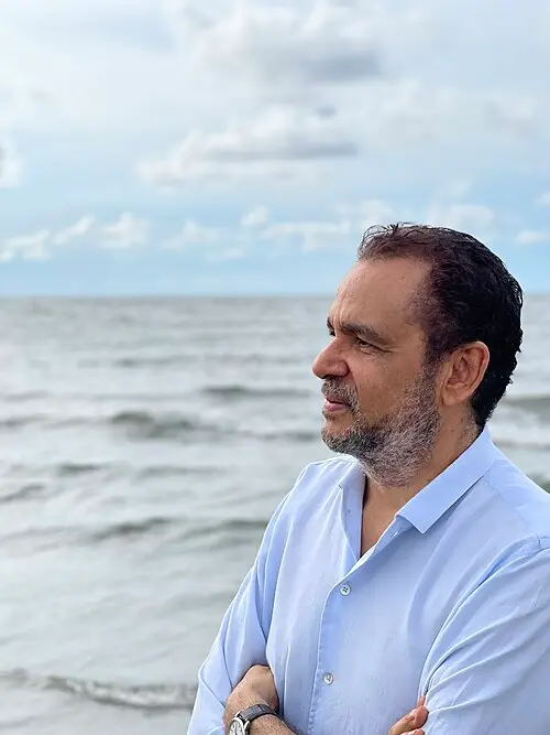 Hernán Urbina Joiro