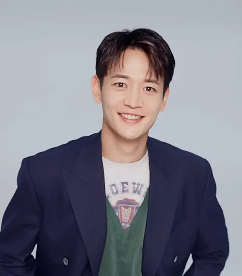 민호