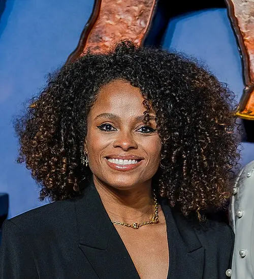 Fleur East