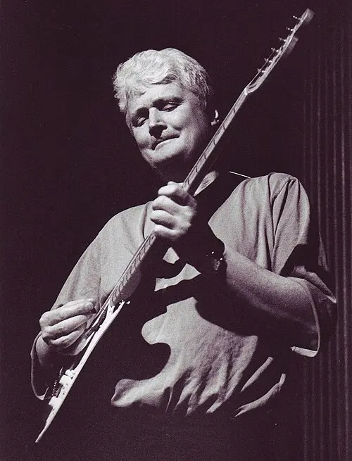 Dave Cliff