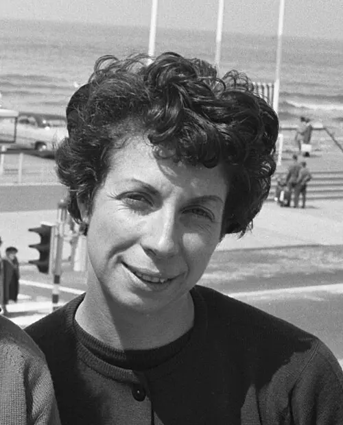 Simone Bartel