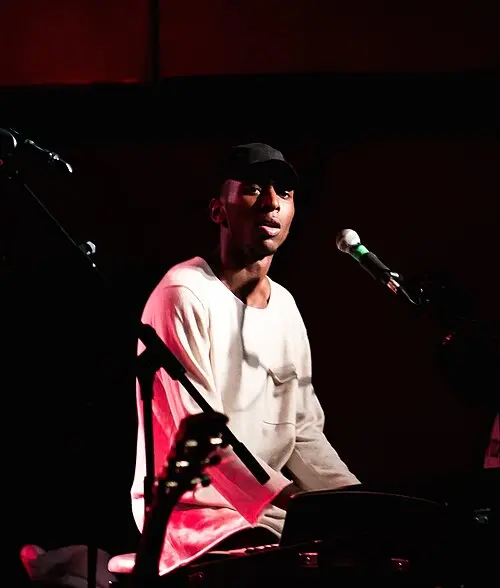 Samm Henshaw