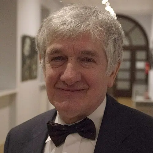 Julian Gembalski