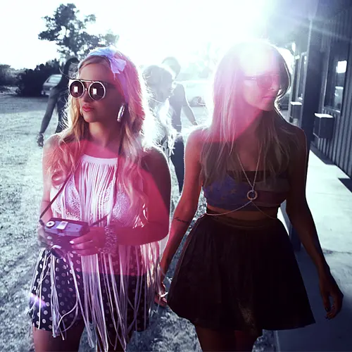 Carmen & Camille