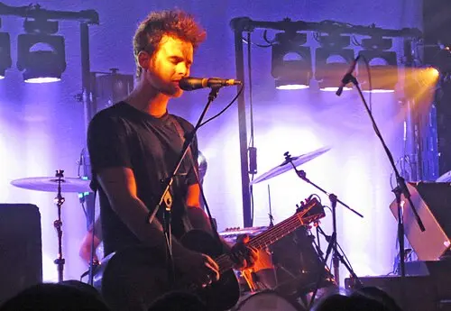 Robert Levon Been
