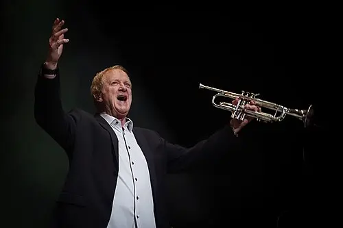 Lee Loughnane