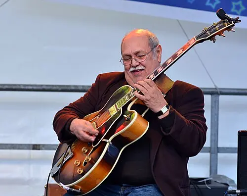 Joe Bawelino