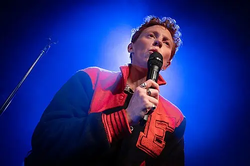 La Roux