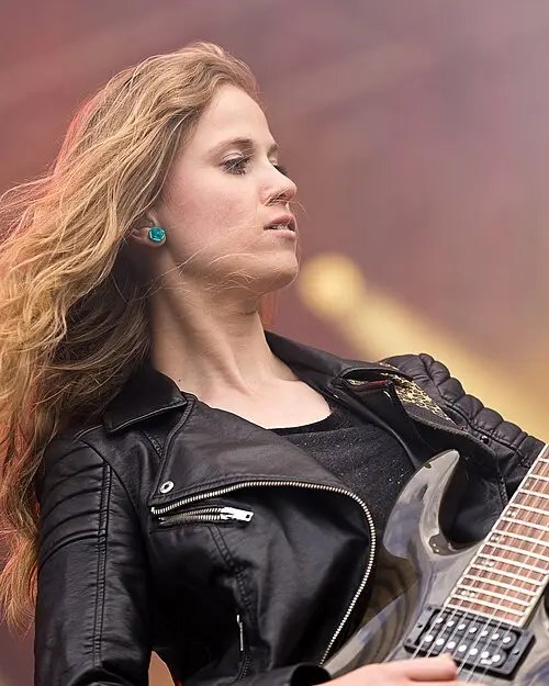 Merel Bechtold