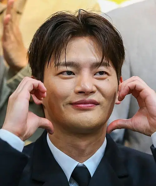 서인국