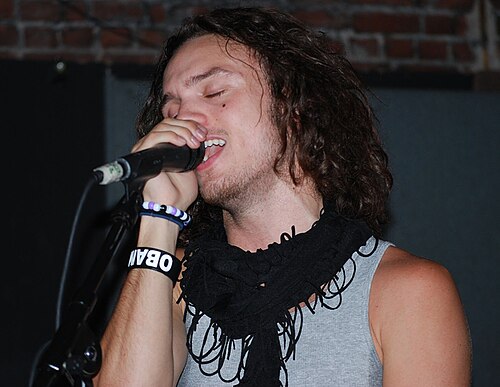 Alex DeLeon