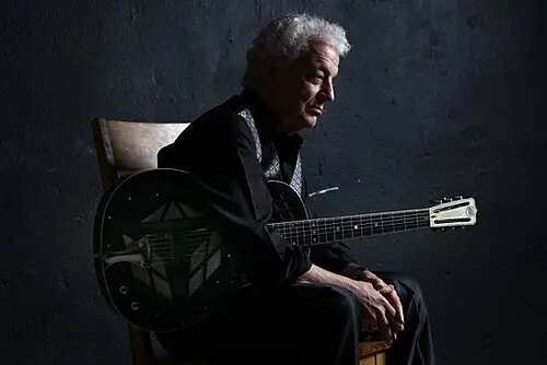 Doug MacLeod