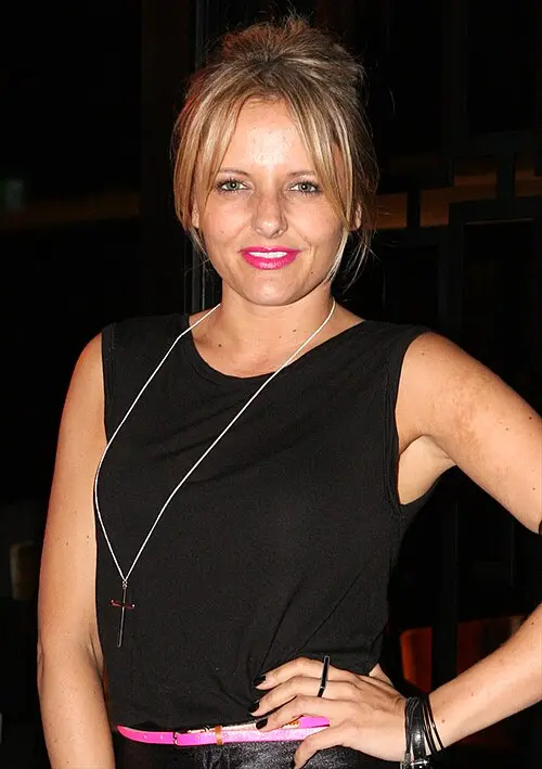 Zoë Badwi