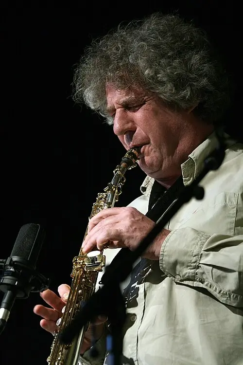 Dés László