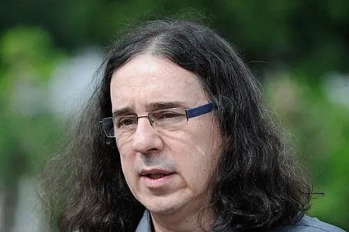 Geraldo E. Carneiro