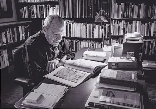 Peter Bloom