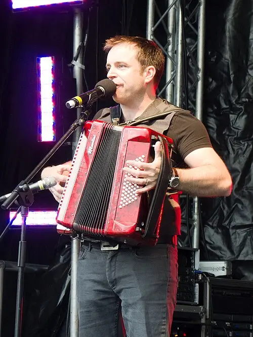 Darren Holden