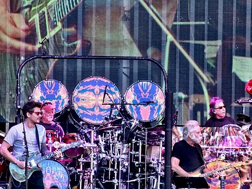 Dead & Company